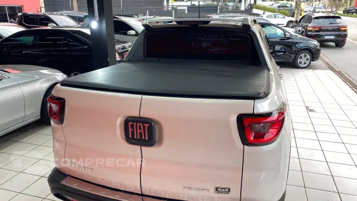FIAT TORO 2.0 16V TURBO VOLCANO 4WD AT9
