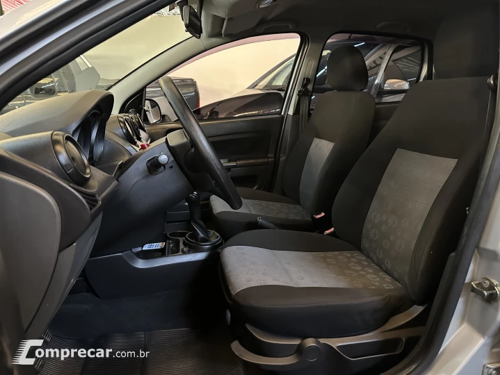 FIESTA 1.6 MPI Class Hatch 8V