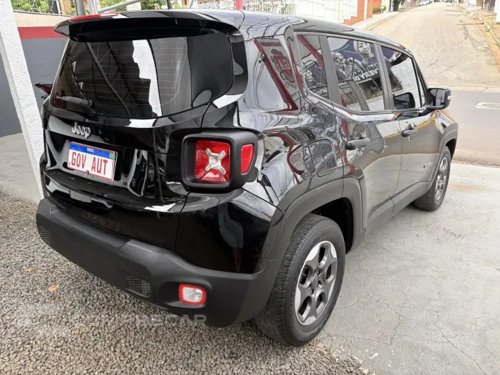 Renegade 1.8 16V 4P FLEX AUTOMÁTICO