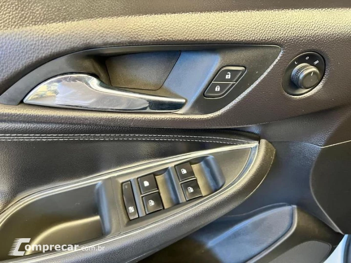 CHEV CRUZE LT HB AT