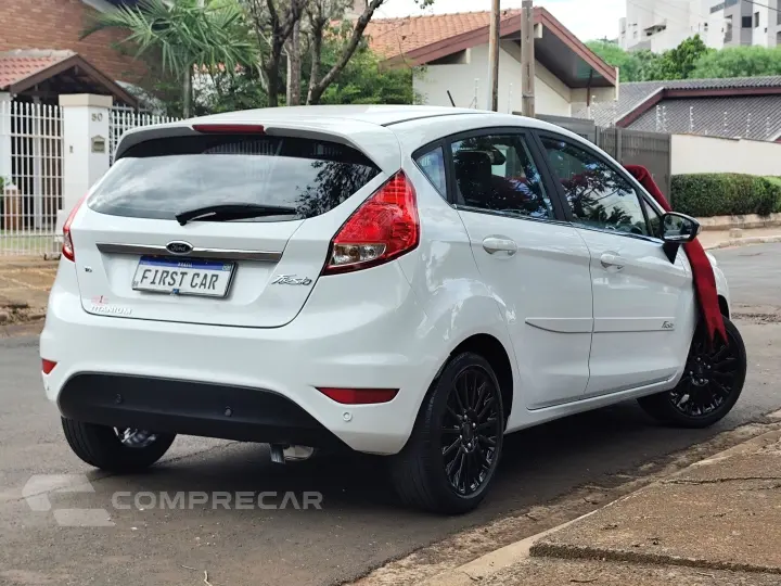 FIESTA 1.6 TITANIUM HATCH 16V FLEX 4P MANUAL