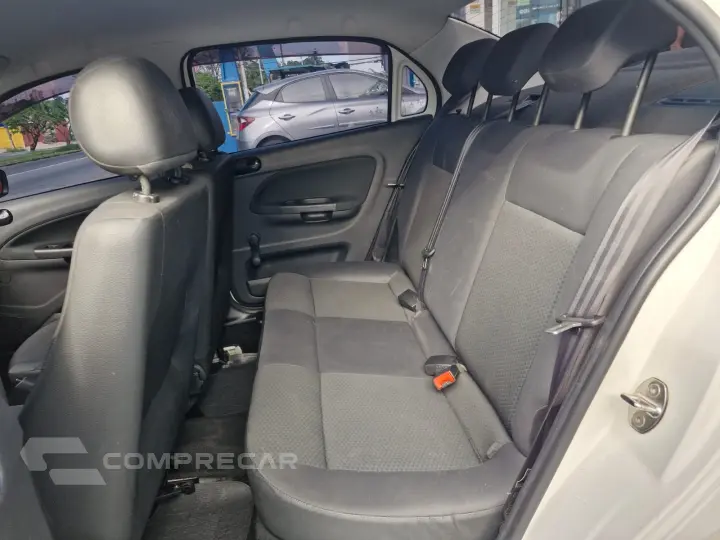 VOYAGE 1.0 12V MPI TOTALFLEX 4P MANUAL