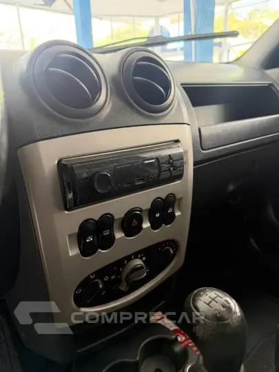 LOGAN 1.0 12V SCE Expression