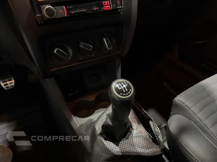 CROSSFOX 1.6 MI FLEX 8V 4P MANUAL