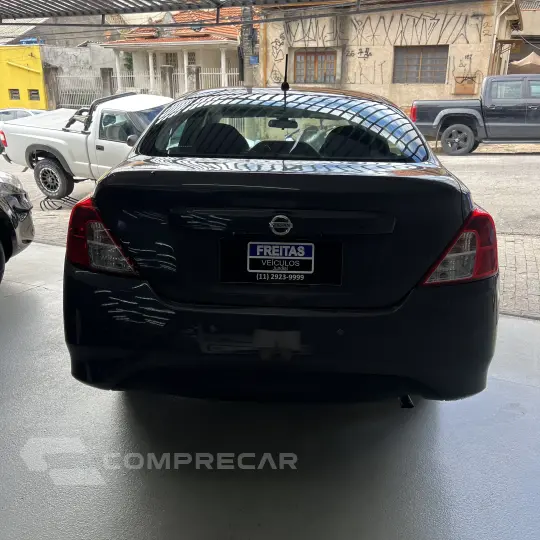 VERSA SL 1.6 16V Flex Fuel 4p Mec.