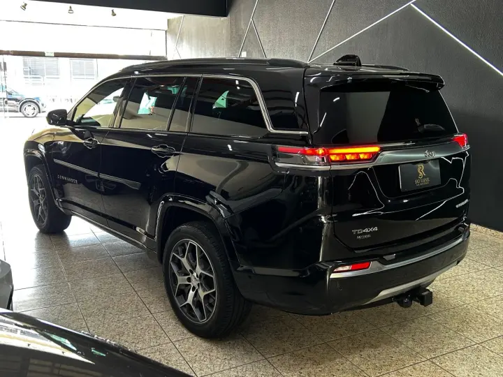 Commander Overl. TD380 2.0 4x4 Die. Aut.