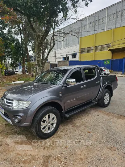 L200 TRITON 2.4 HLS Chrome 4X2 CD 16V