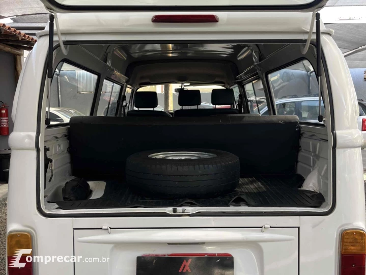 KOMBI 1.4 MI STD LOTAÇÃO 8V FLEX 3P MANUAL