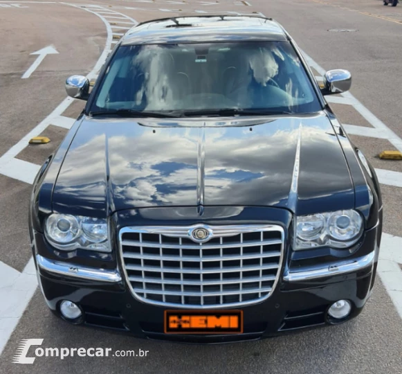 300 C 5.7 Hemi Sedan V8 16V
