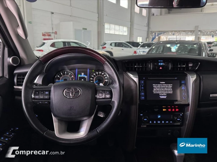 HILUX SW4 2.7 SRV 7 LUGARES 4X2 16V FLEX 4P AUTOM