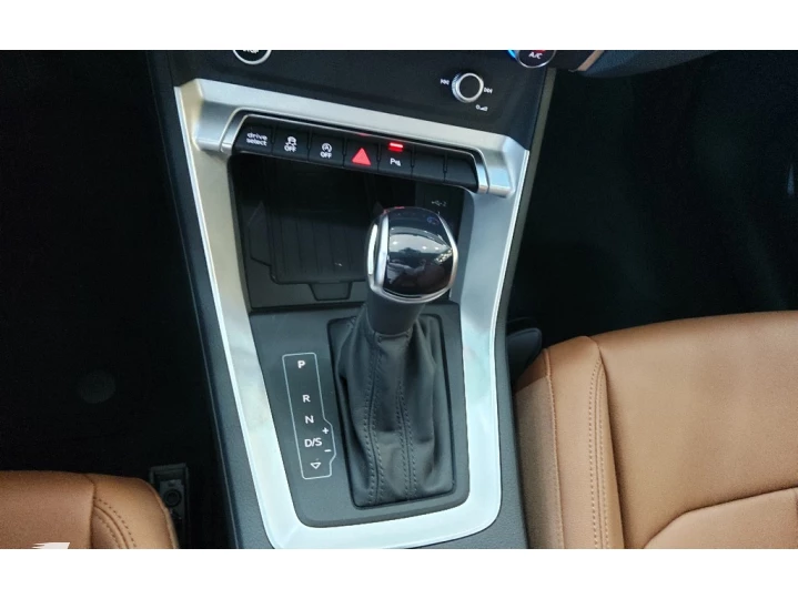 Q3 2.0 40 TFSI GASOLINA PERFORMANCE QUATTRO TIPTRONIC