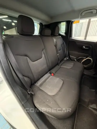 Renegade 1.8 4x2 Flex 16V Aut.