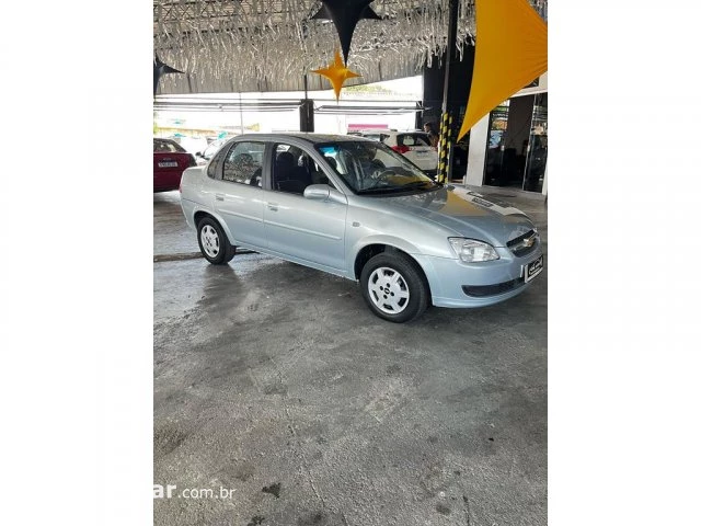 CLASSIC - 1.0 MPFI LS 8V 4P MANUAL