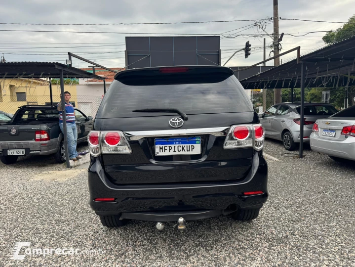 HILUX SW4 3.0 SRV 4X4 7 Lugares 16V Turbo Intercooler