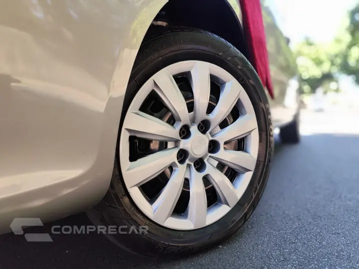 POLO 1.6 MI 8V FLEX 4P MANUAL