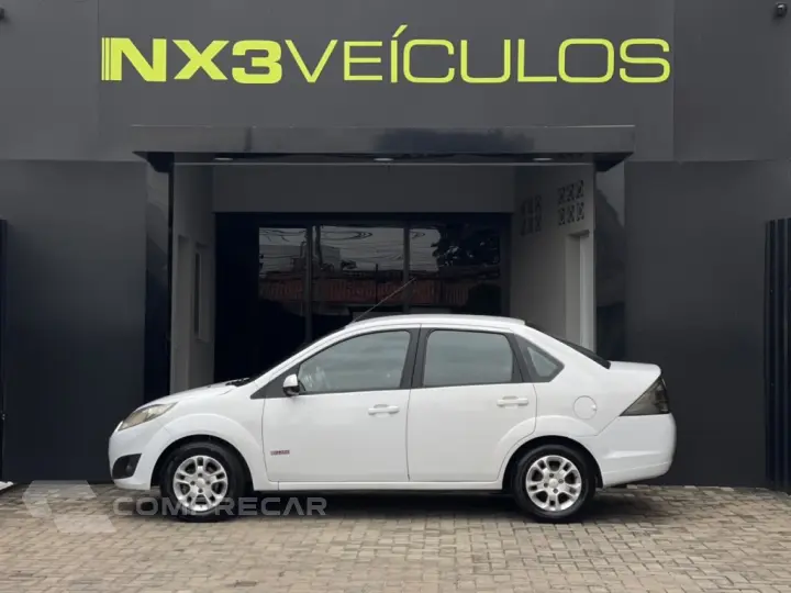 FIESTA 1.6 ROCAM SEDAN 8V FLEX 4P MANUAL