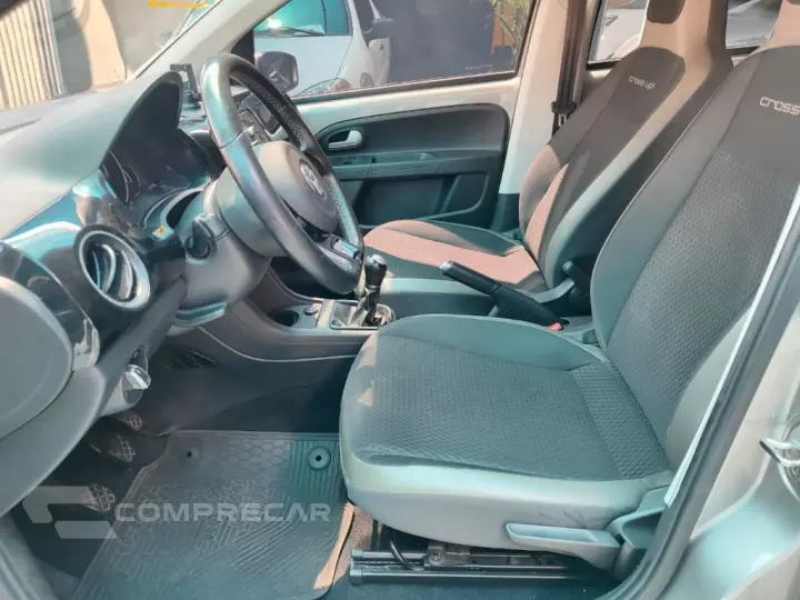 up! cross 1.0 TSI Total Flex 12V 5p