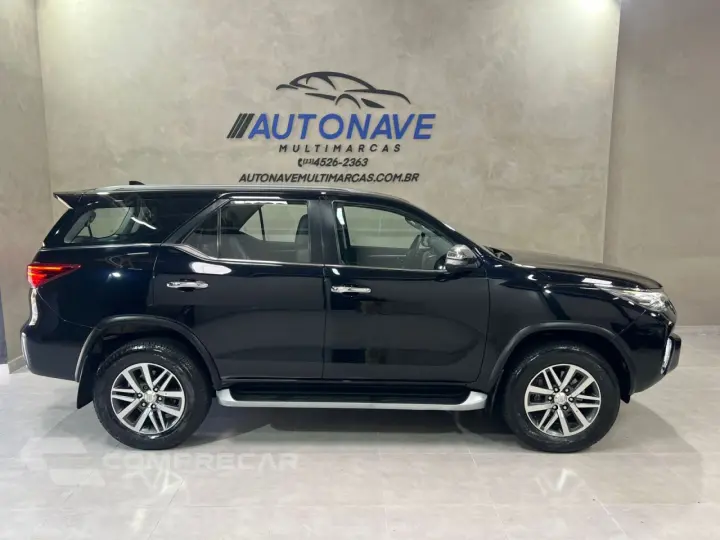 Hilux SW4 2.8 16V 4P SRX 4X4 7 LUGARES TURBO DIESEL AUTOMÁTI