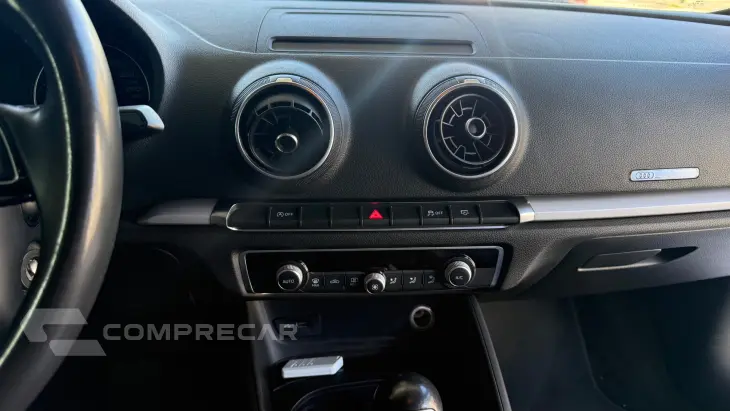 AUDI A3 1.4 TFSI SEDAN ATTRACTION 16V