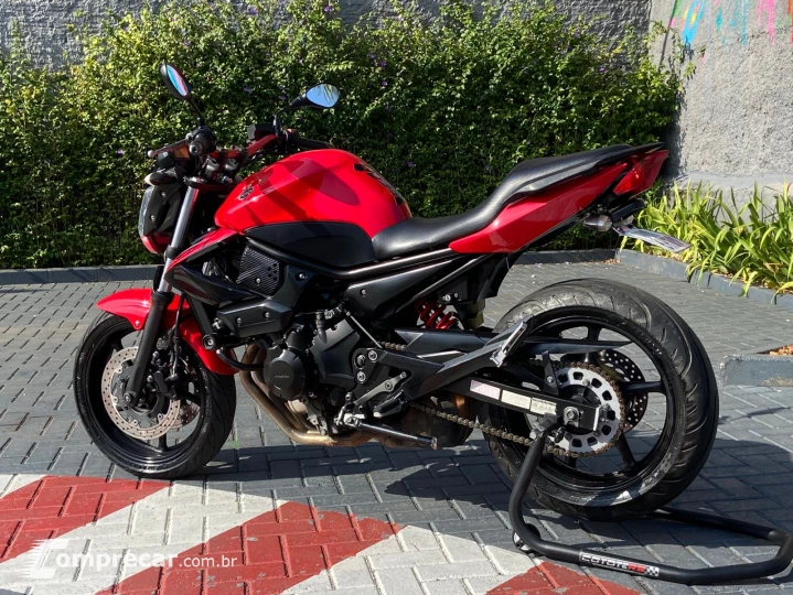 XJ6 N
