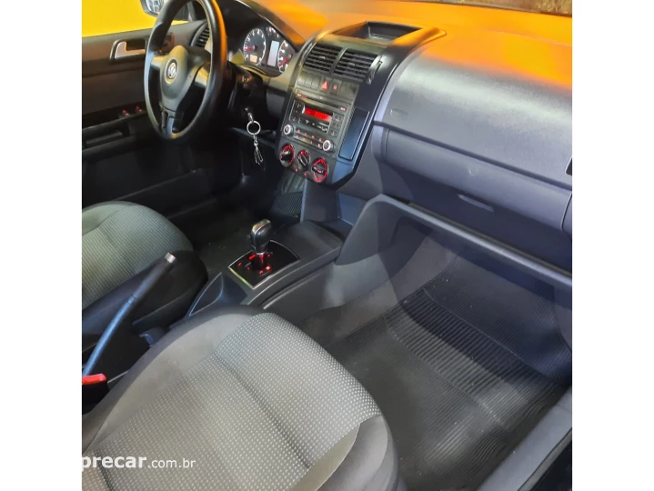 POLO SEDAN 1.6 MI 8V FLEX 4P AUTOMATIZADO