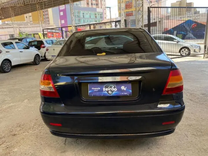 SIENA FIRE 1.0 8V 4P