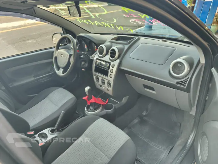 FIESTA 1.6 Rocam Sedan 8V
