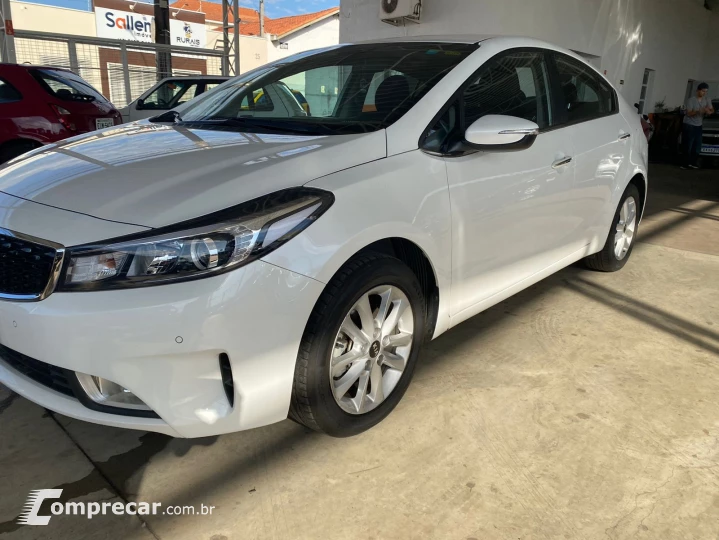 Kia - CERATO 1.6 SX2 16V