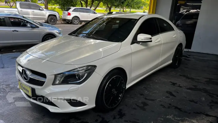 CLA 200 1.6 16V 4P URBAN AUTOMÁTICO
