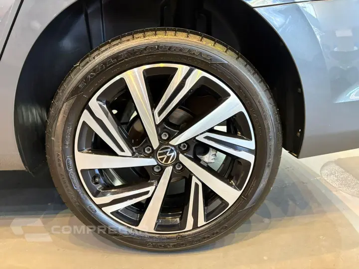 Virtus 1.0 200 Tsi Highline Automático