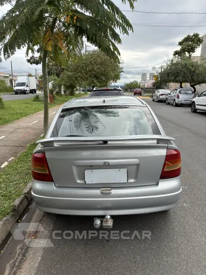 ASTRA 1.8 MPFI GL 8V