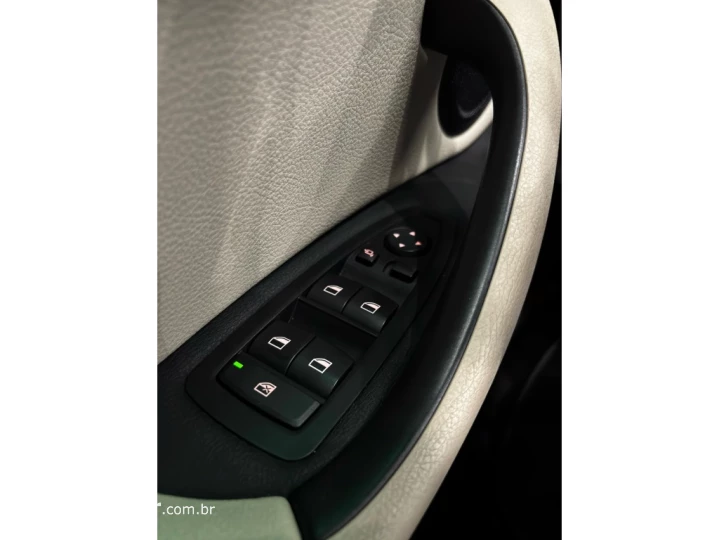 X1 2.0 16V TURBO ACTIVEFLEX SDRIVE20I 4P AUTOMÁTICO