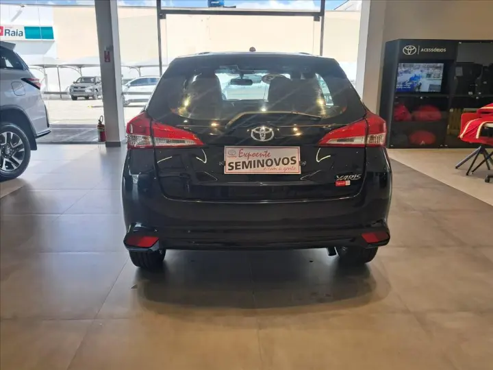 YARIS 1.5 16V FLEX XL MULTIDRIVE
