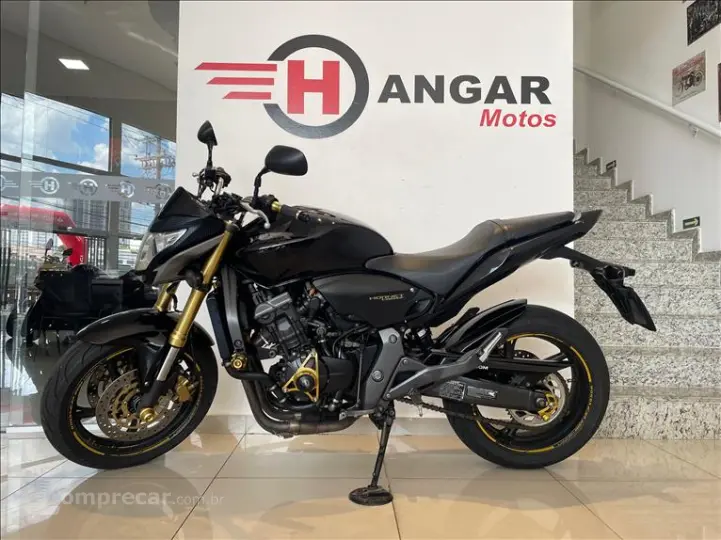 CB 600F HORNET