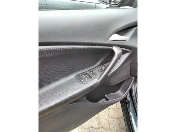 TRACKER 1.0 TURBO FLEX AUTOMÁTICO