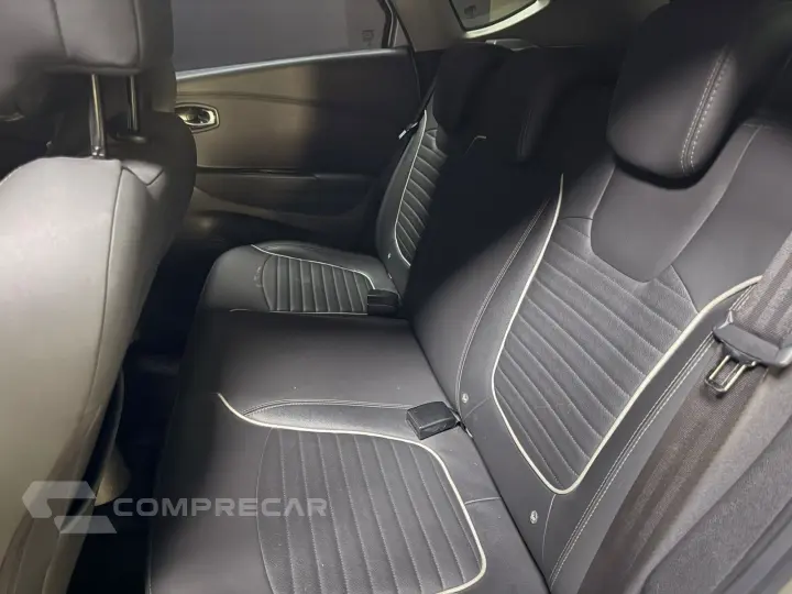 CAPTUR 2.0 16V HI-FLEX INTENSE AUTOMÁTICO