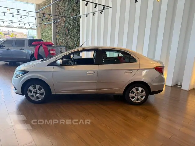 PRISMA - 1.4 MPFI LT 8V 4P MANUAL