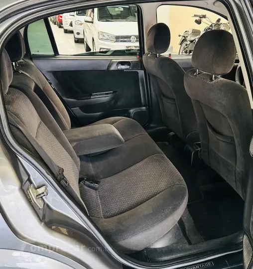 ASTRA 2.0 MPFI Advantage 8V