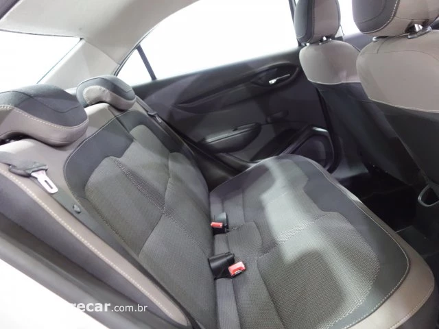 PRISMA - 1.0 MPFI ADVANTAGE 8V 4P MANUAL