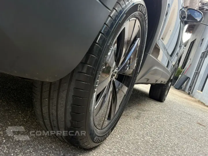TAOS 1.4 250 TSI Highline