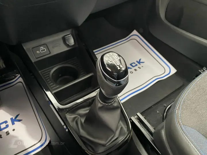 Kwid KWID Intense 1.0 Flex 12V 5p Mec.