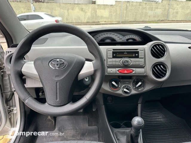 ETIOS HATCH - 1.5 XLS 16V 4P MANUAL