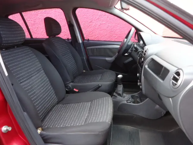 SANDERO 1.6 Expression 8V