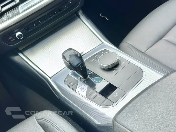 320i 2.0 16V TURBO ACTIVE FLEX 4P AUTOMÁTICO