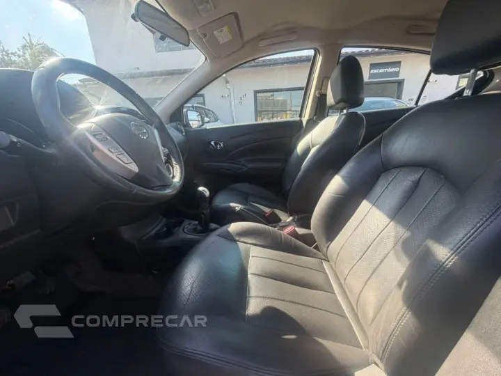 Versa Sedan 1.6 16V 4P FLEX SL