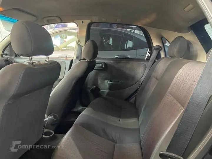 CORSA HATCH MAXX 1.4 8V 4P