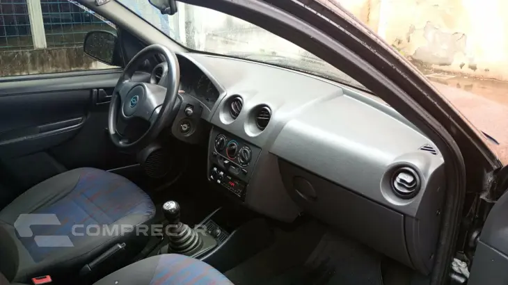 CELTA 1.0 MPFI Spirit 8V