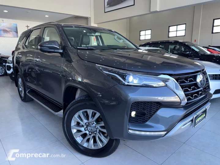 Hilux SW4 SRX 2.8