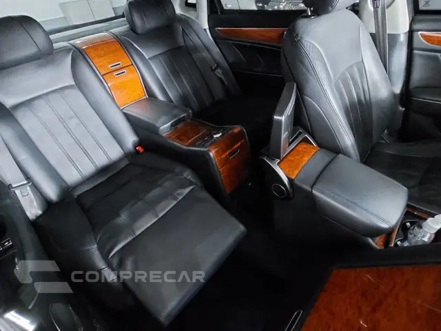 EQUUS - 4.6 V8 SEDAN 4P AUTOMÁTICO