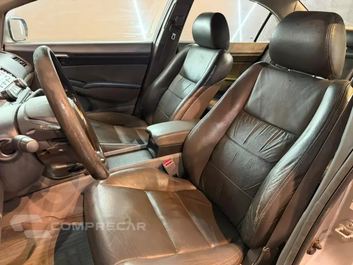 Civic 1.8 Lxs 16V Flex 4P Automático